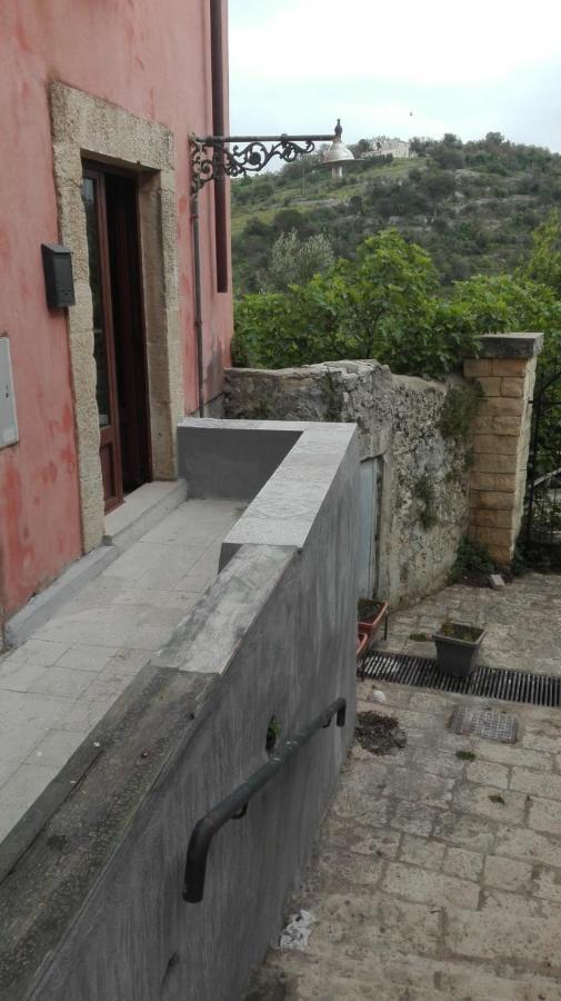 Only For Two Giumbabulla Hotel Ragusa Bagian luar foto